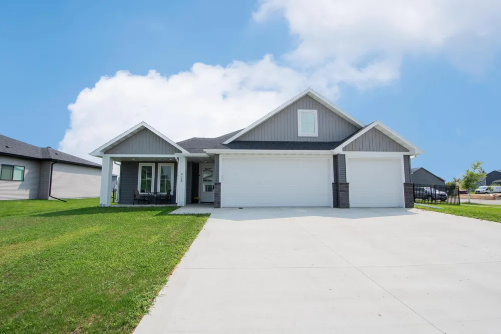 428 Audrey Drive Mapleton, ND 58059