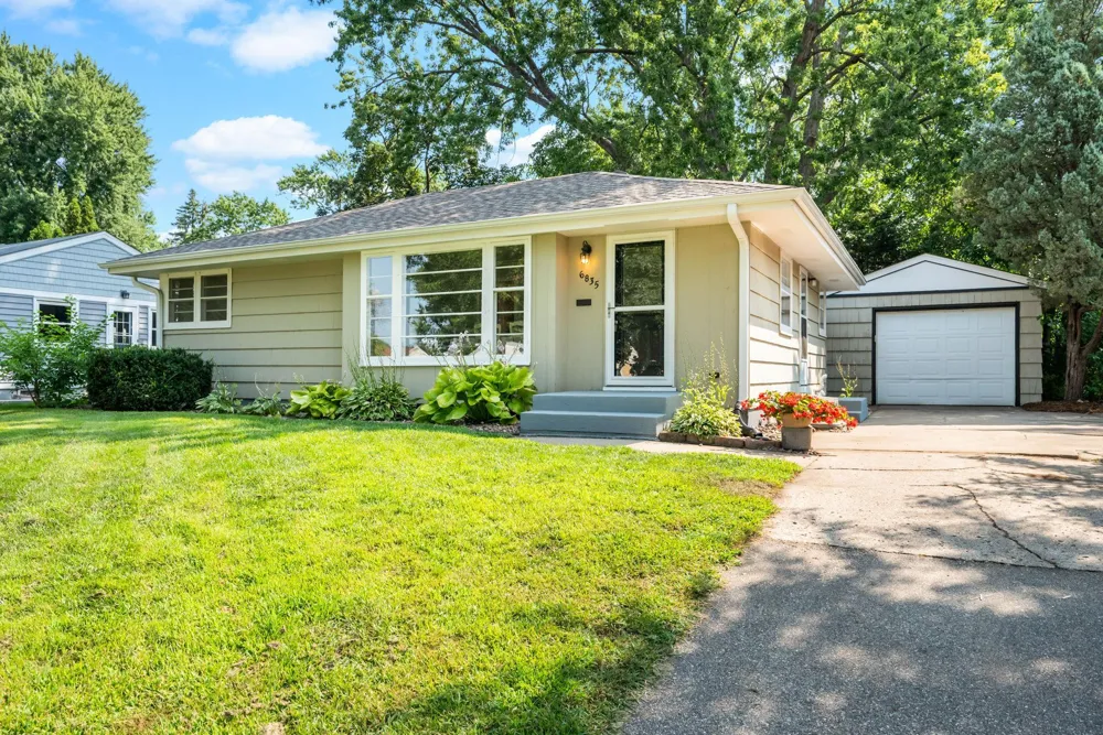 6835 11th Avenue S Richfield, MN 55423