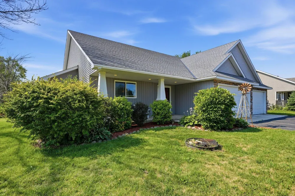 9195 Prairie Street Elko New Market, MN 55020
