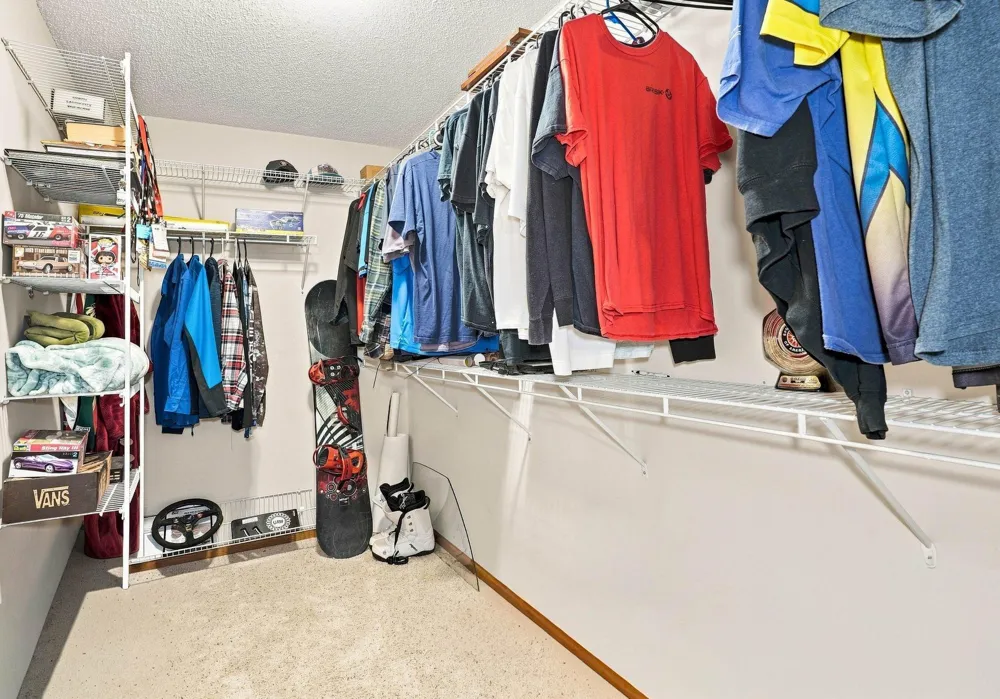 9195 Prairie Street Elko New Market, MN 55020