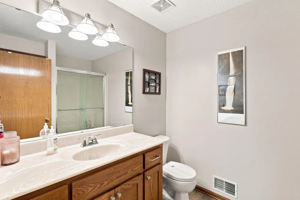 9195 Prairie Street Elko New Market, MN 55020