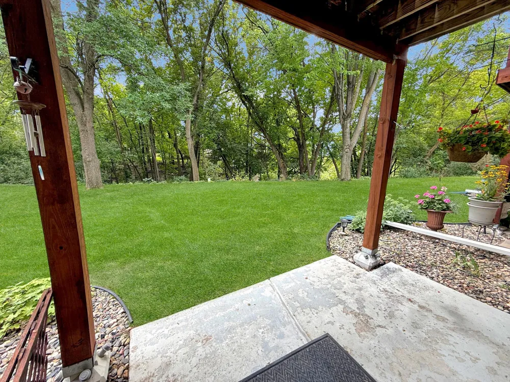 18516 Creeks Bend Drive Minnetonka, MN 55345