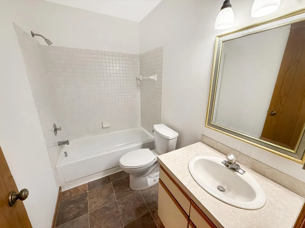 18516 Creeks Bend Drive Minnetonka, MN 55345