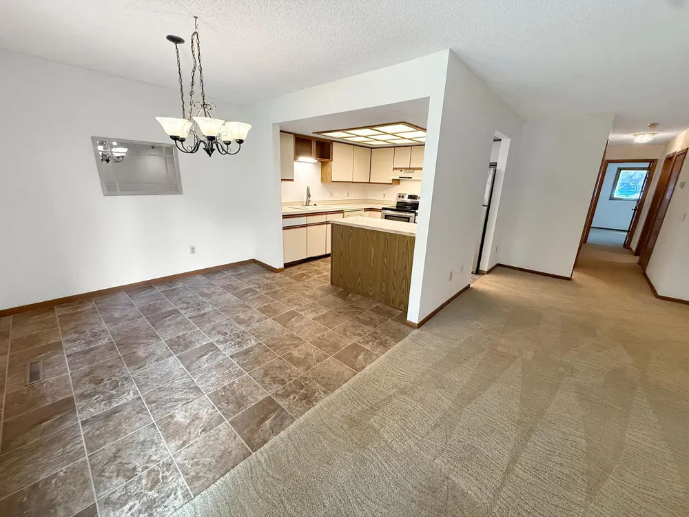 18516 Creeks Bend Drive Minnetonka, MN 55345