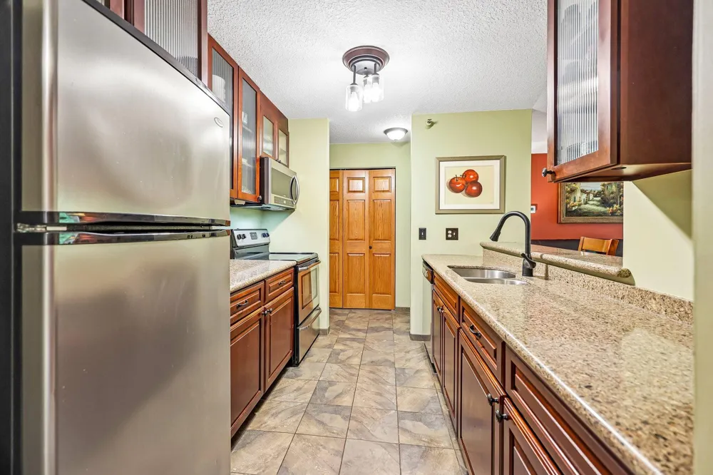 6030 Chasewood Parkway #201 Minnetonka, MN 55343