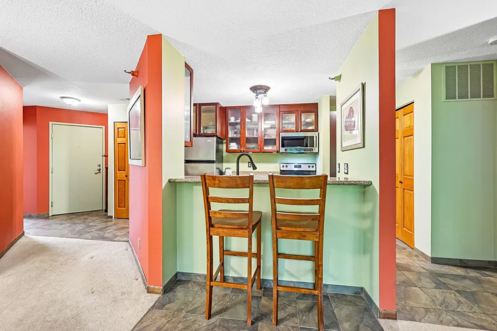 6030 Chasewood Parkway #201 Minnetonka, MN 55343