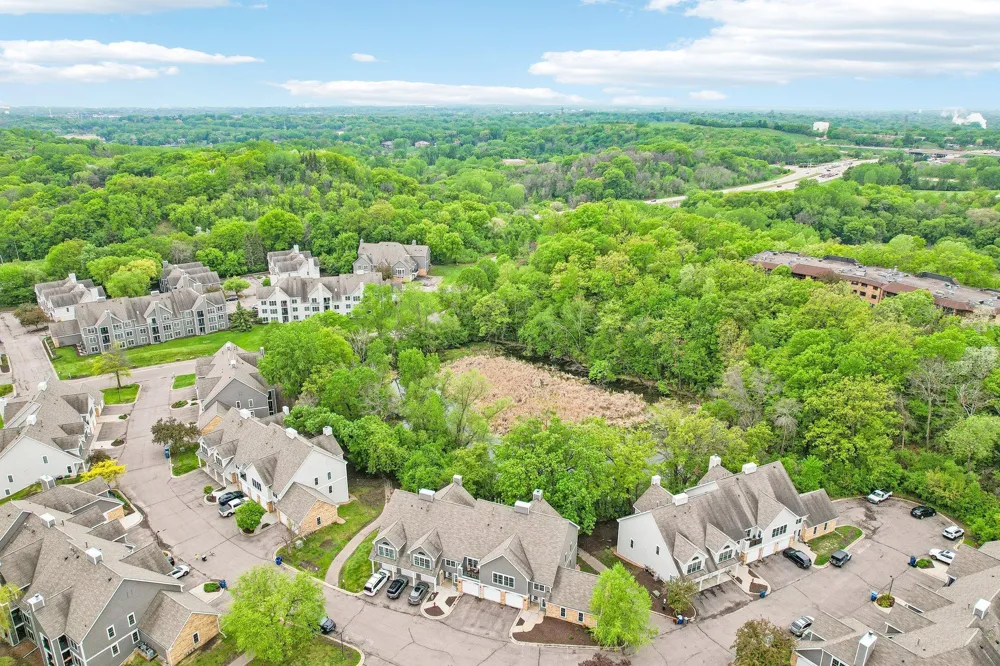 6030 Chasewood Parkway #201 Minnetonka, MN 55343