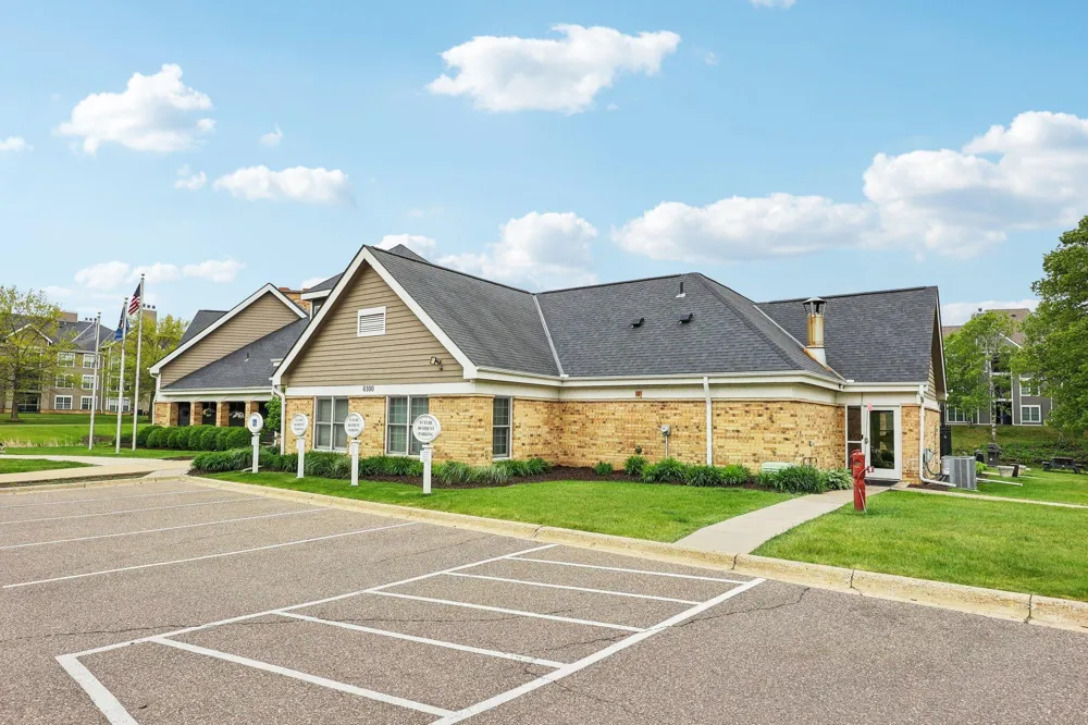 6030 Chasewood Parkway #201 Minnetonka, MN 55343