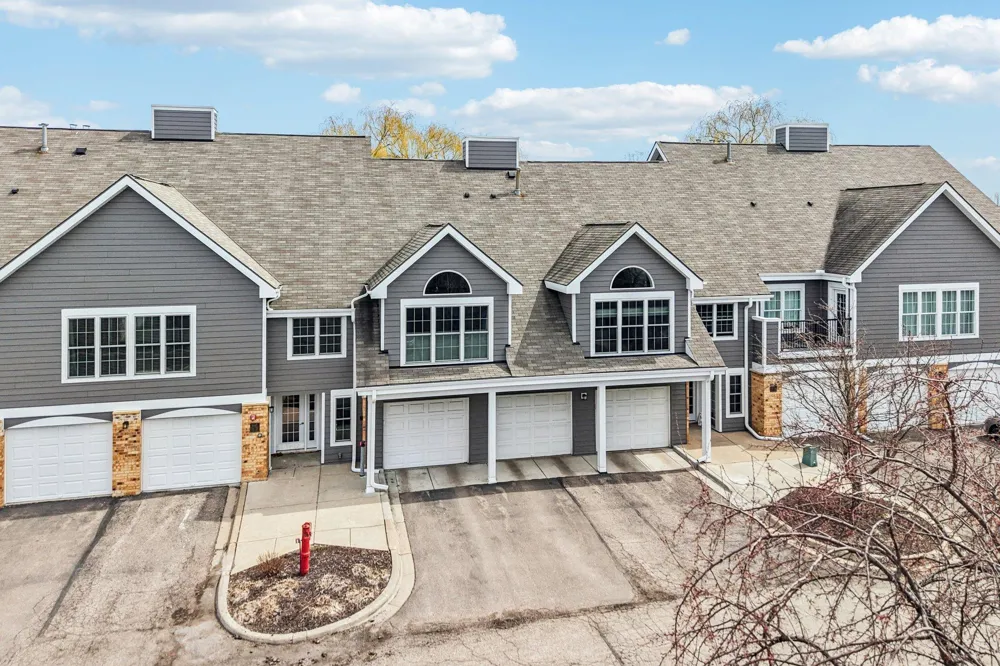 6145 Chasewood Parkway #202 Minnetonka, MN 55343