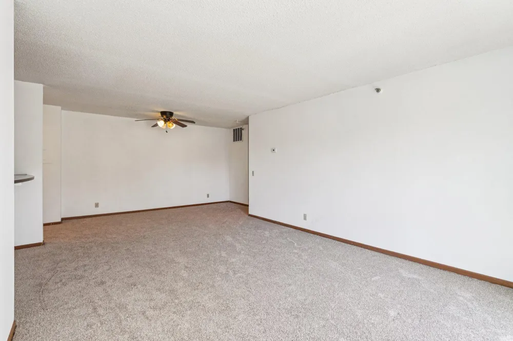 6145 Chasewood Parkway #202 Minnetonka, MN 55343