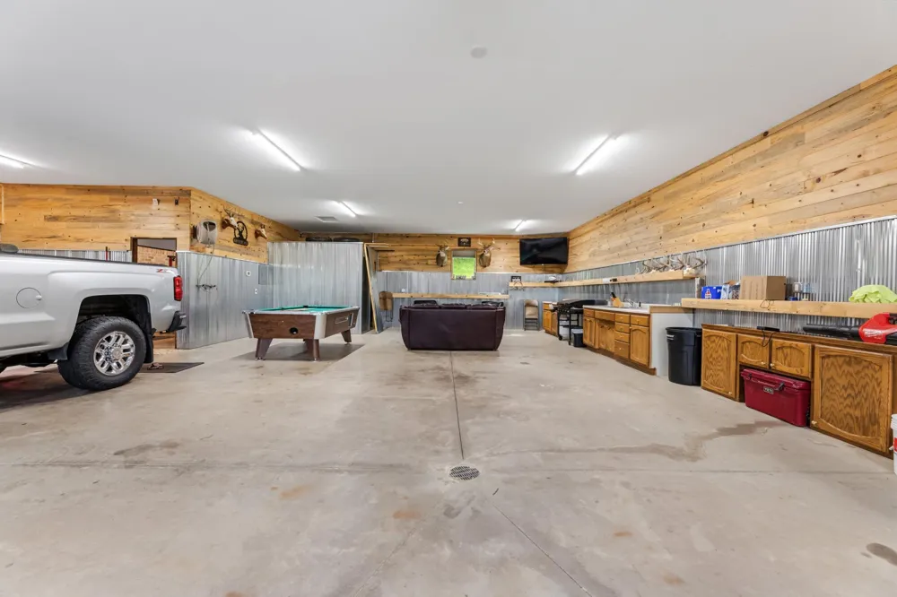 6752 State 44 Caledonia, MN 55921