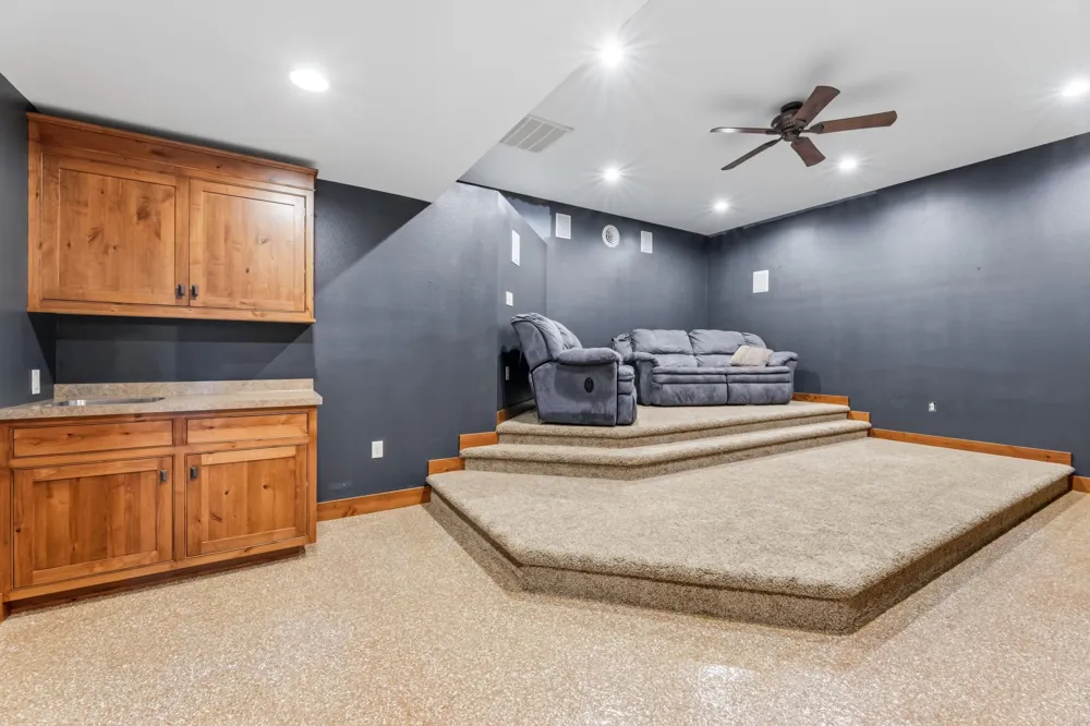 6752 State 44 Caledonia, MN 55921