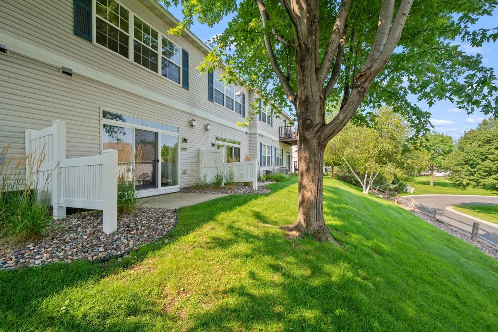 855 Providence Drive Shakopee, MN 55379