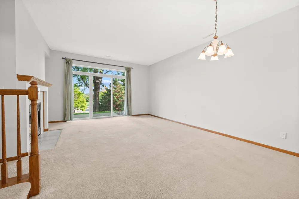 855 Providence Drive Shakopee, MN 55379