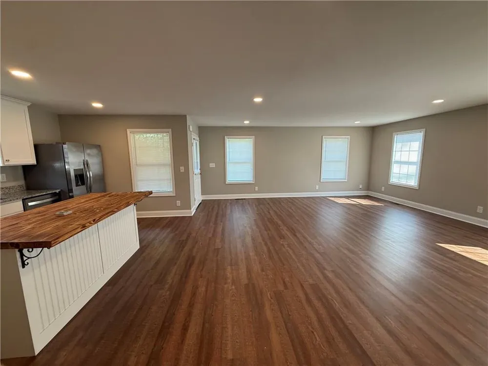 5915 Maiden Lane Lula, GA 30554