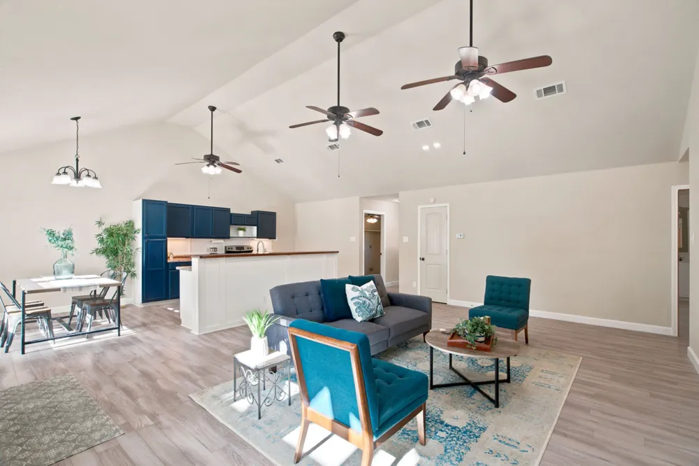328 Silver Lane Azle, TX 76020