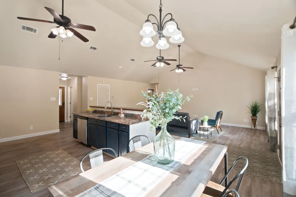 328 Silver Lane Azle, TX 76020