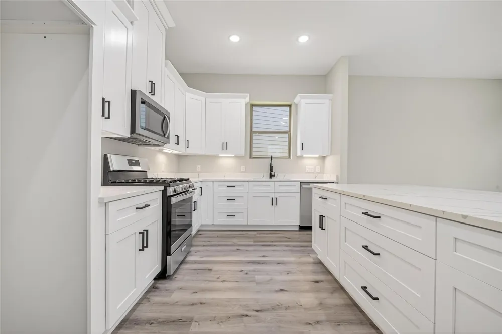 4902 Wunder Way Houston, TX 77069