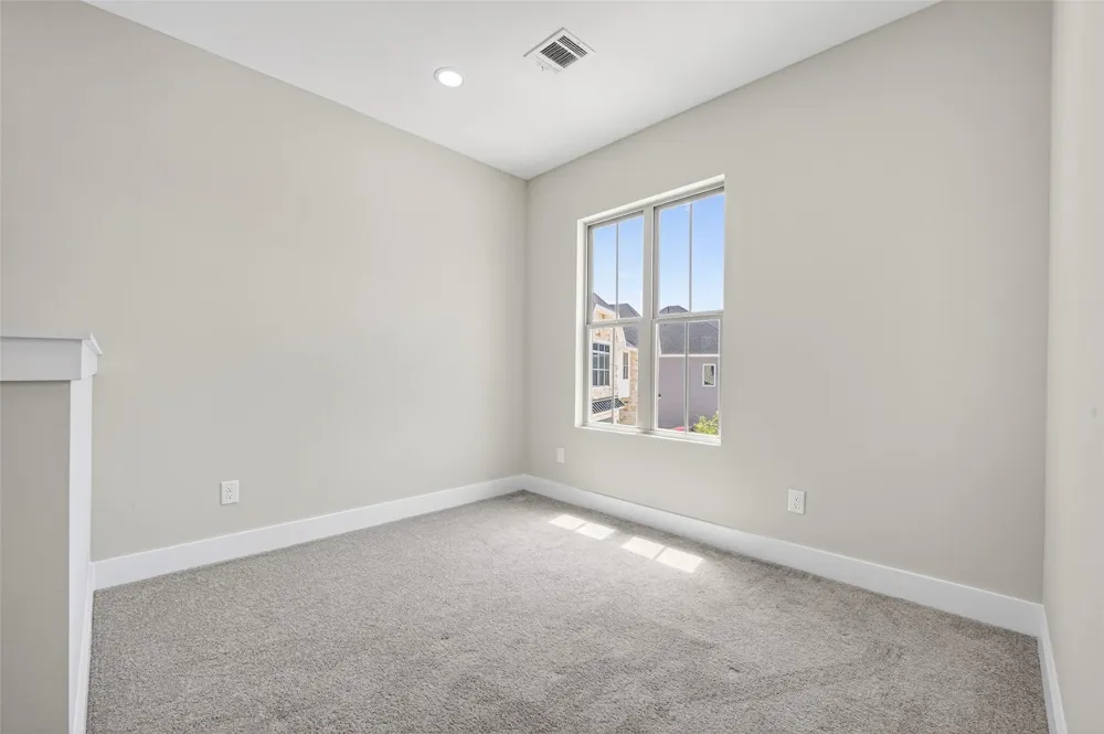 4902 Wunder Way Houston, TX 77069