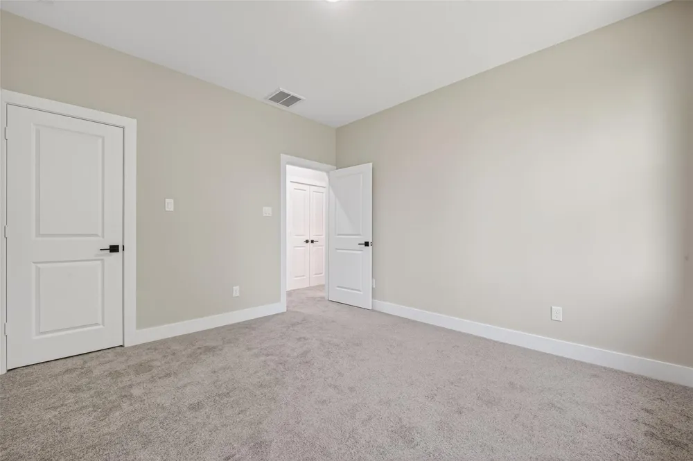 4902 Wunder Way Houston, TX 77069