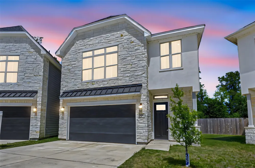 4902 Wunder Way Houston, TX 77069