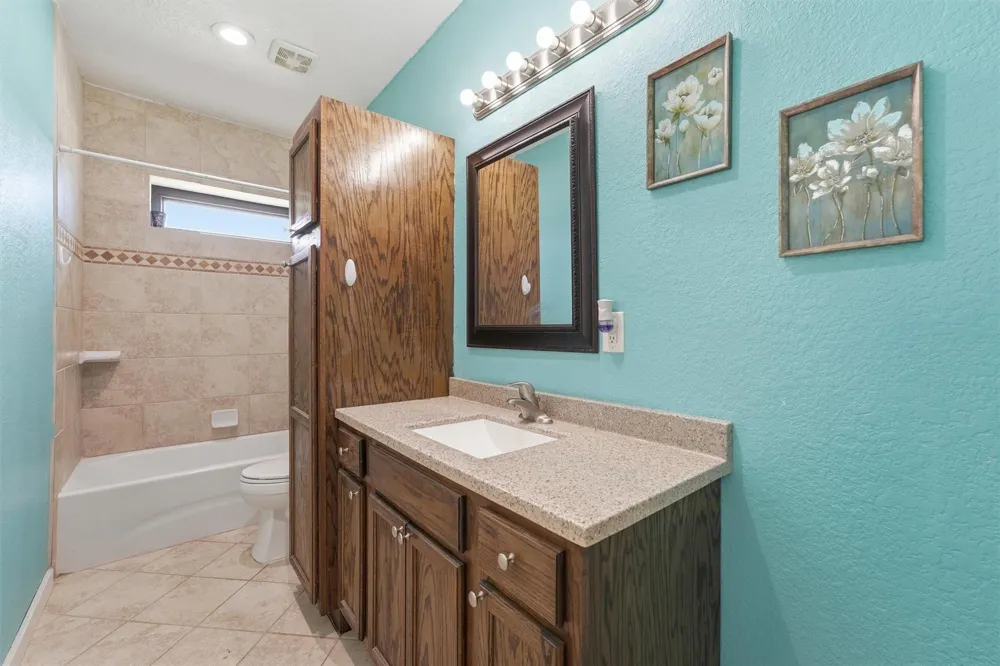 13314 Bohemian Hall Road Crosby, TX 77532