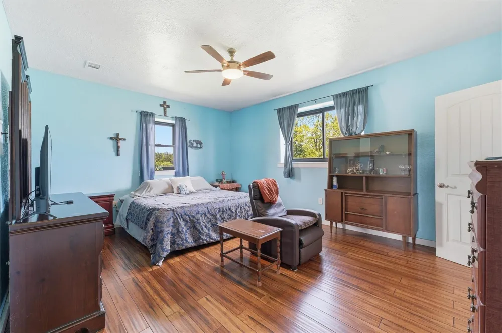 13314 Bohemian Hall Road Crosby, TX 77532