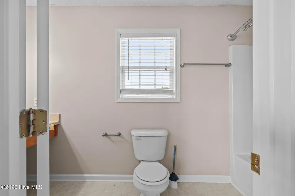 303 Mann Street Hubert, NC 28539