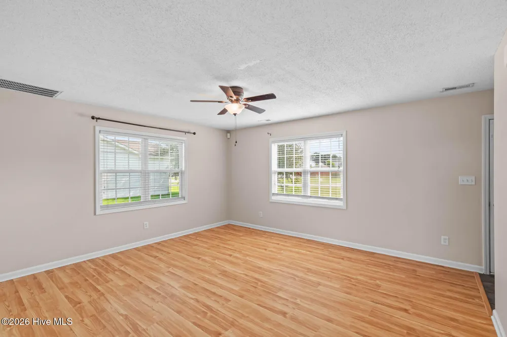 303 Mann Street Hubert, NC 28539