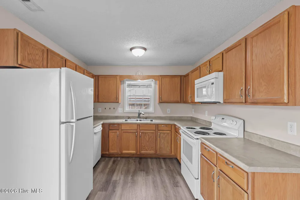 303 Mann Street Hubert, NC 28539