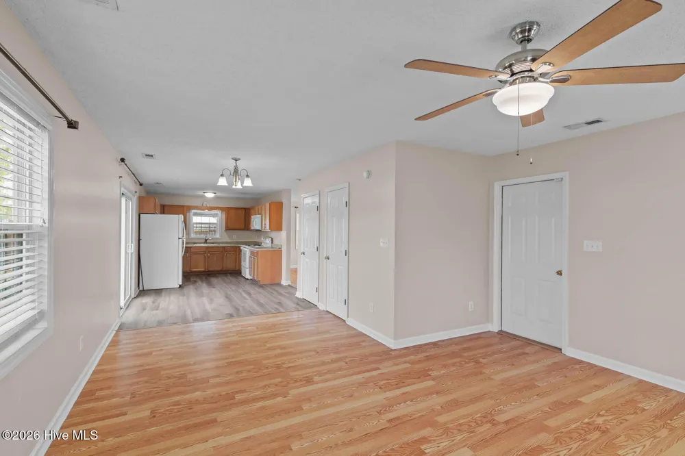 303 Mann Street Hubert, NC 28539