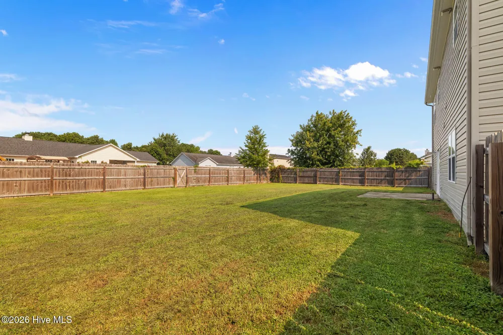 303 Mann Street Hubert, NC 28539