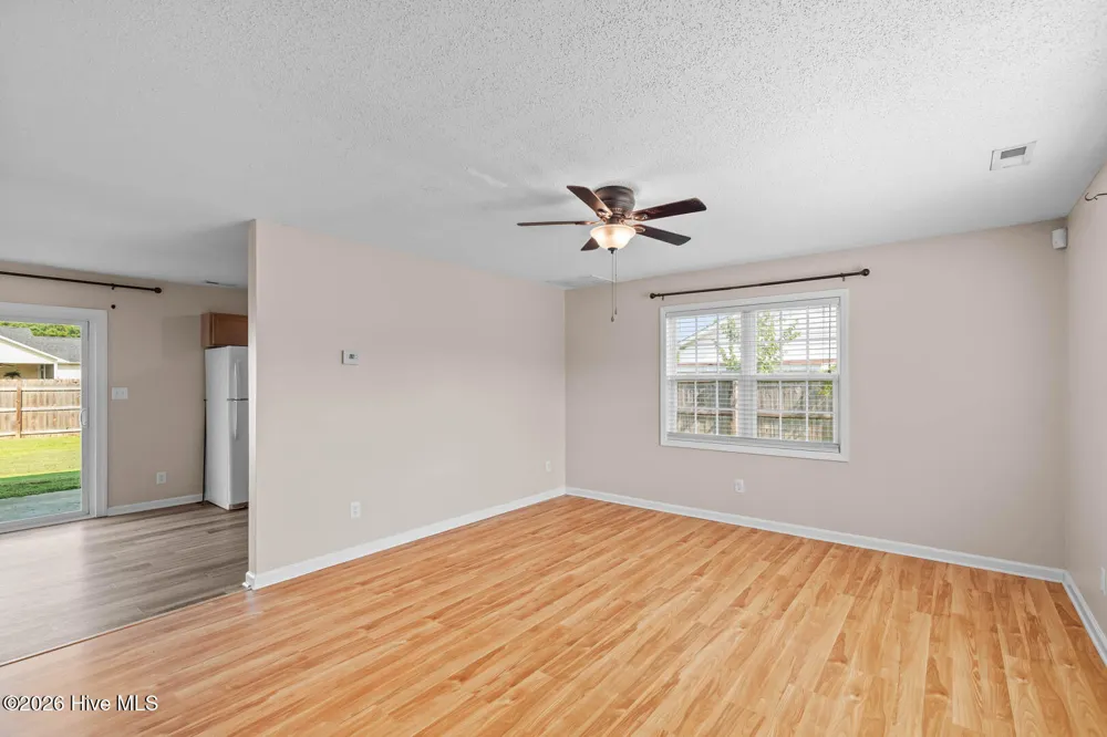 303 Mann Street Hubert, NC 28539