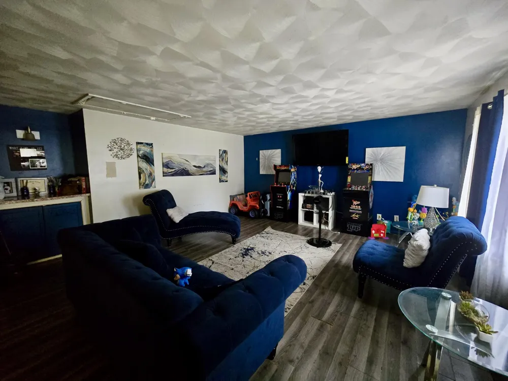 4457 E 6th Avenue Gary, IN 46403