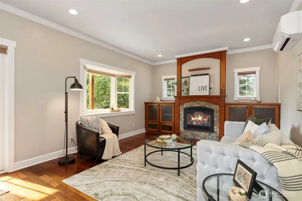 25613 Tytler Road NE Poulsbo, WA 98370