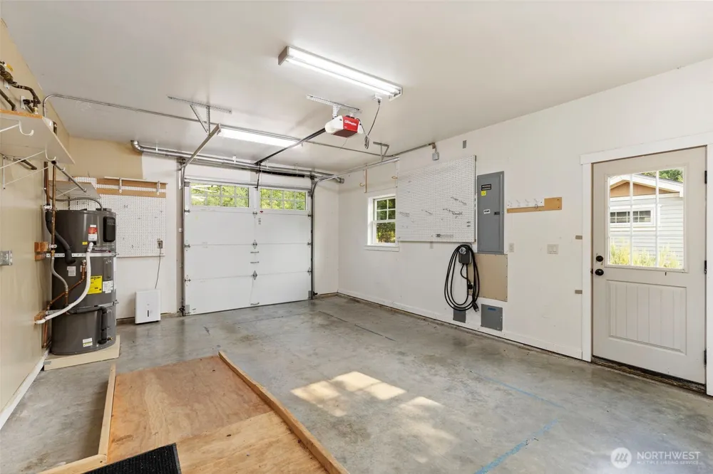 25613 Tytler Road NE Poulsbo, WA 98370