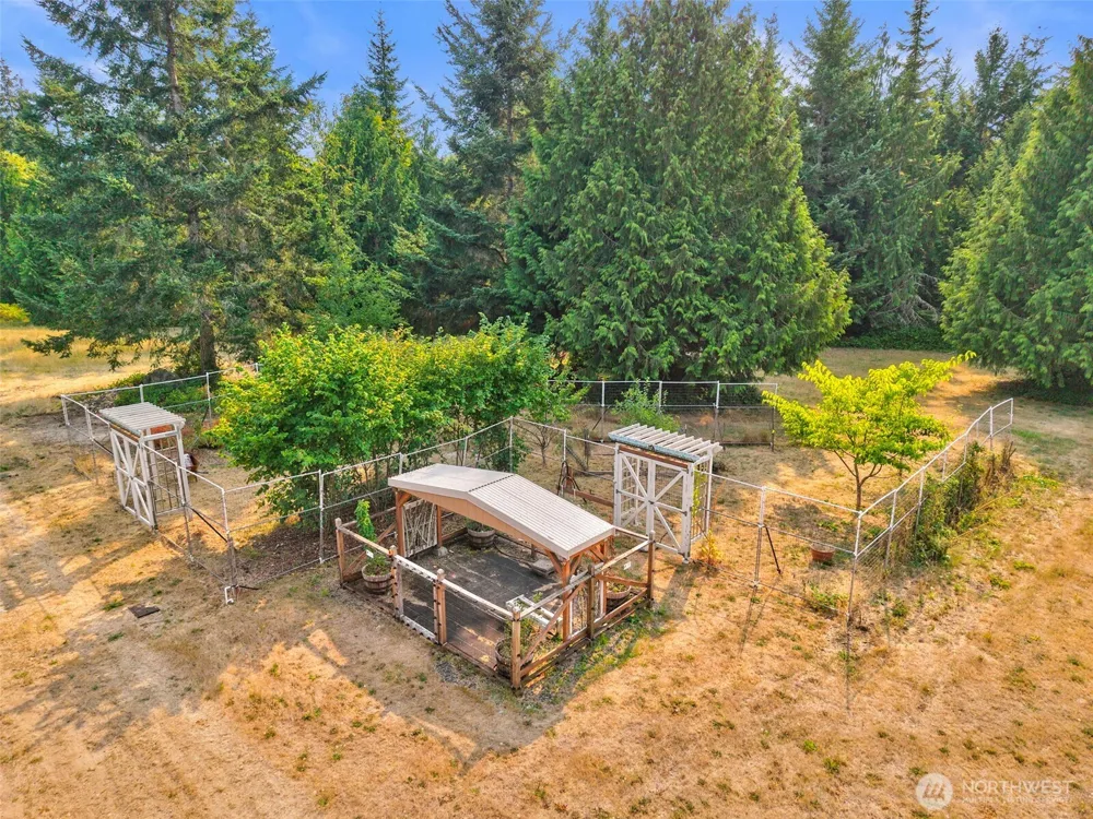 25613 Tytler Road NE Poulsbo, WA 98370