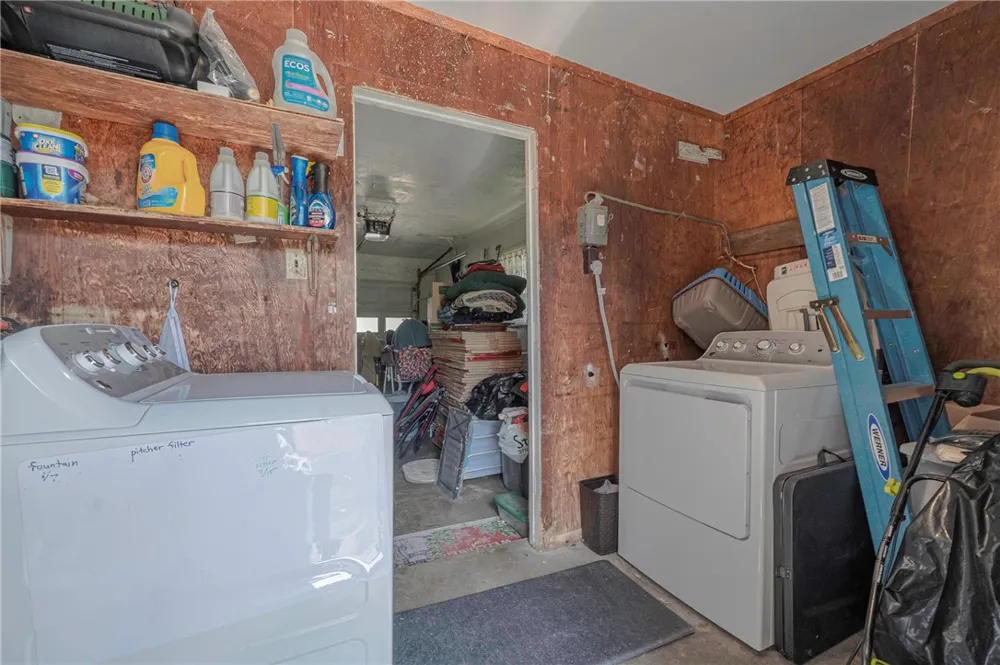 1013 Laredo Street Sinton, TX 78387