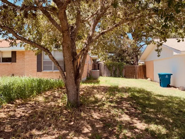 1403 Oriole Beeville, TX 78102