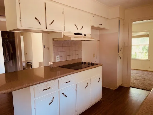 1403 Oriole Beeville, TX 78102