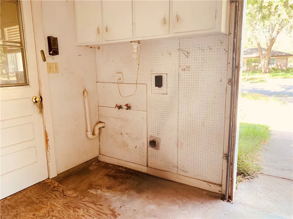 1403 Oriole Beeville, TX 78102