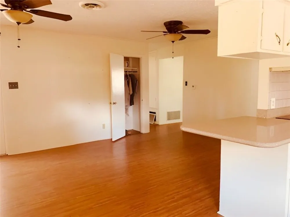 1403 Oriole Beeville, TX 78102
