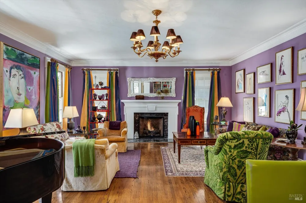 2389 Chad Court Napa, CA 94558