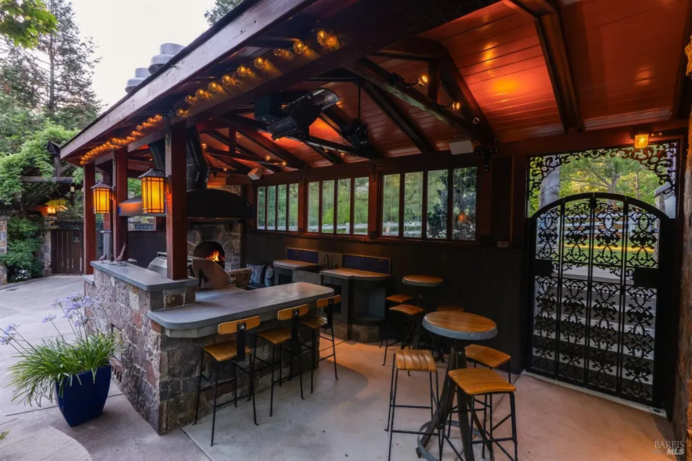 6501 Ellen Lane Forestville, CA 95436