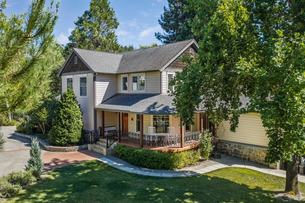 6501 Ellen Lane Forestville, CA 95436