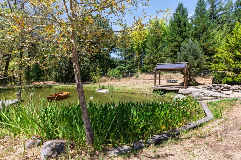 6501 Ellen Lane Forestville, CA 95436