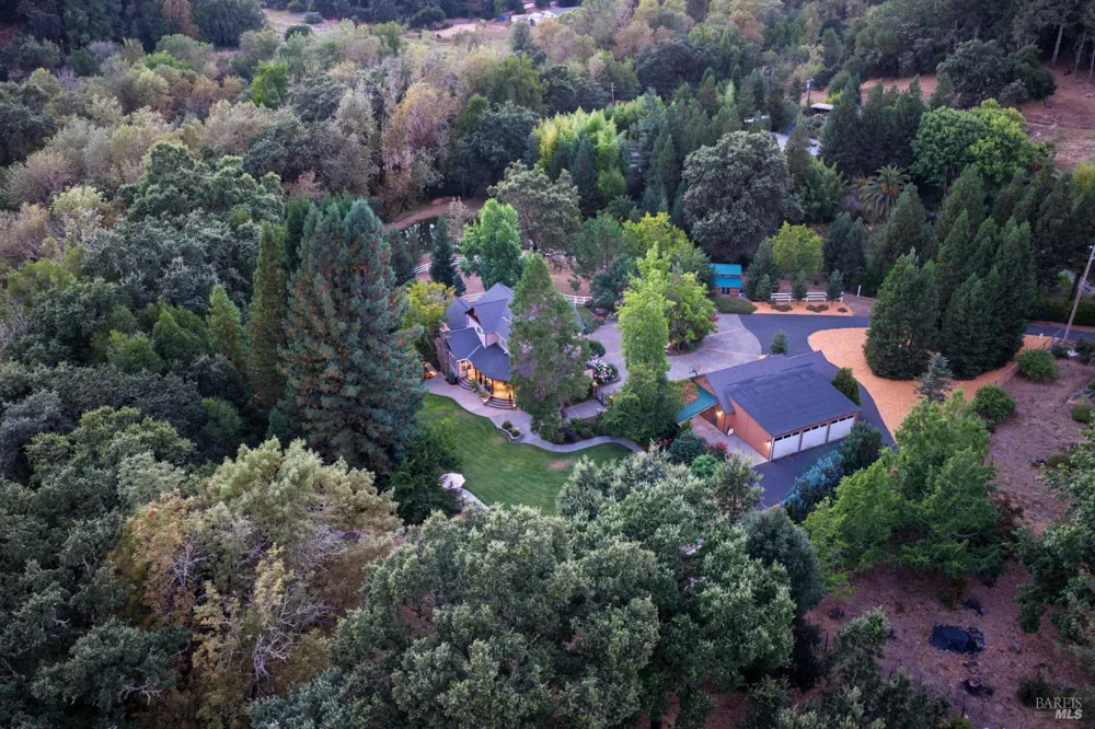 6501 Ellen Lane Forestville, CA 95436