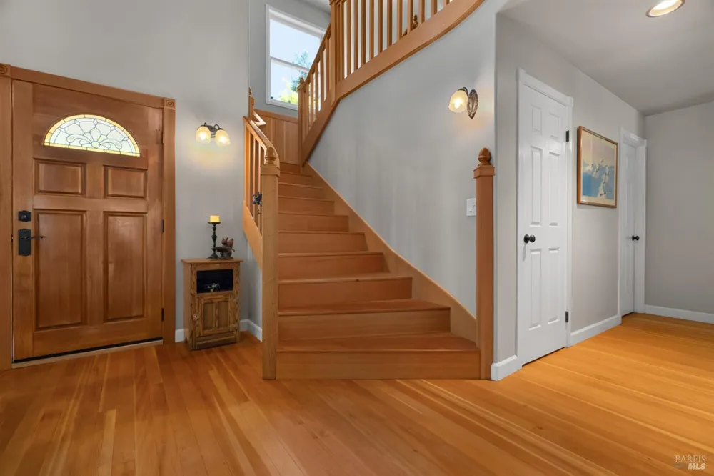 6501 Ellen Lane Forestville, CA 95436
