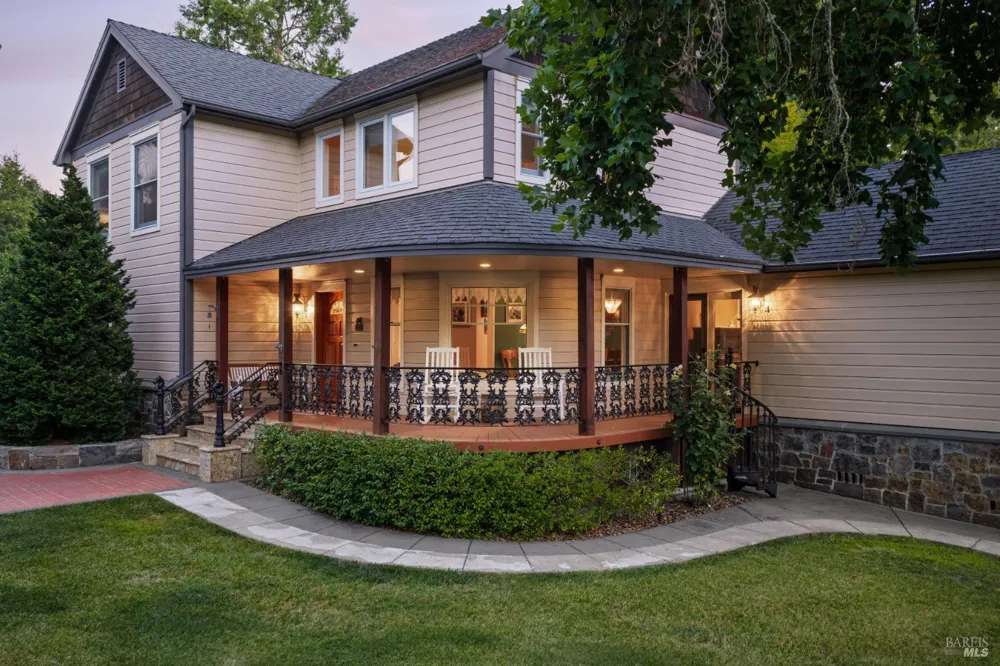 6501 Ellen Lane Forestville, CA 95436