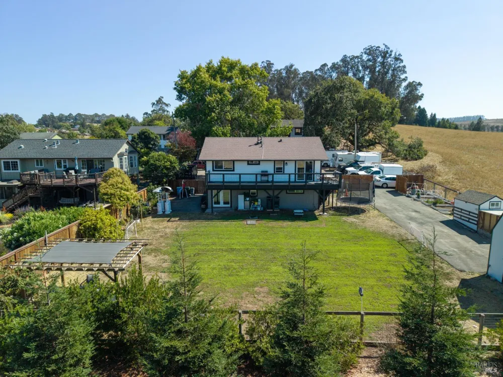 7651 Isabel Drive Cotati, CA 94931